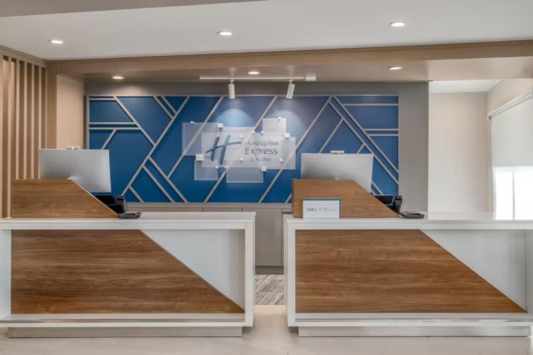 holiday inn express and suites dfw airport southwest euless