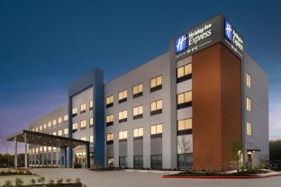 holiday inn express and suites dfw airport southwest euless