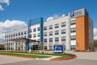 holiday inn express and suites dfw airport southwest euless