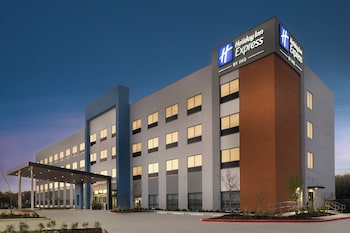 holiday inn express and suites dfw airport southwest euless