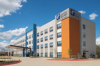 holiday inn express and suites dfw airport southwest euless
