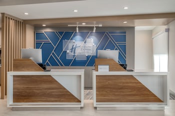 holiday inn express and suites dfw airport southwest euless