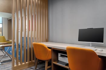 holiday inn express and suites dfw airport southwest euless
