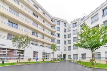 quality suites valenciennes