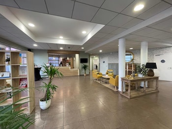 quality suites valenciennes