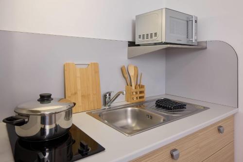 quality suites valenciennes