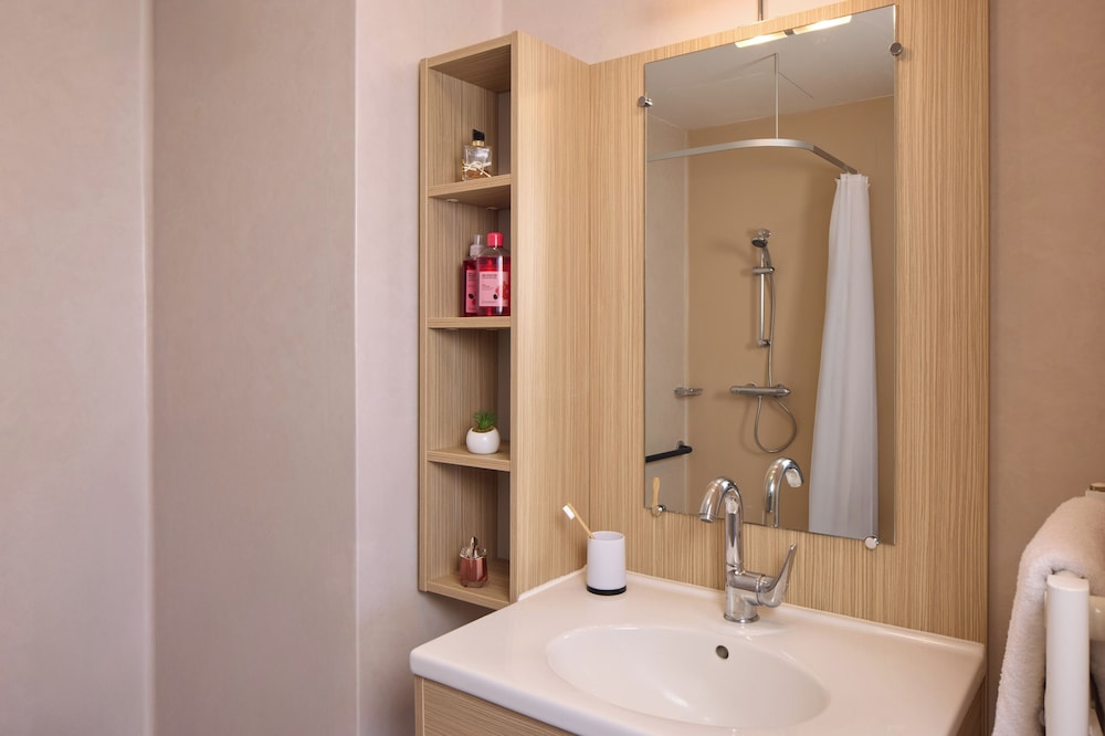 quality suites orleans sud zenith