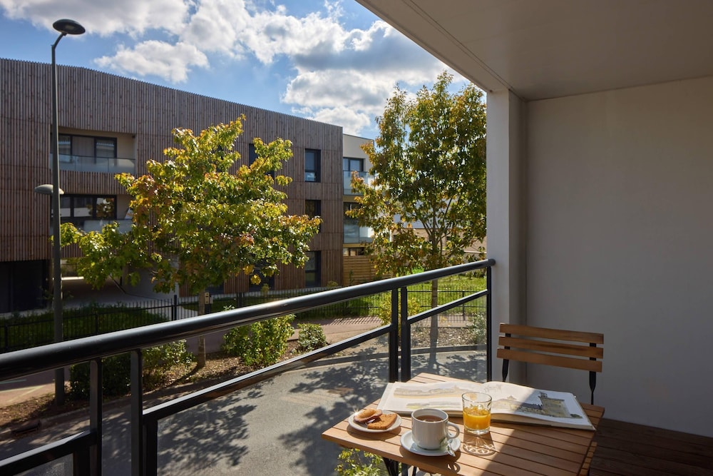 quality suites orleans sud zenith