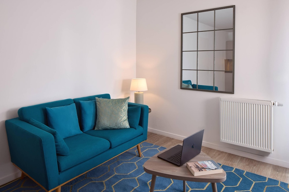 quality suites morangis orly