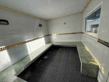 paradise resorts and sauna