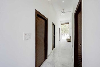 Hotel River View & Restaurant,,3 star