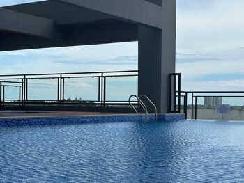 the majulan hotel