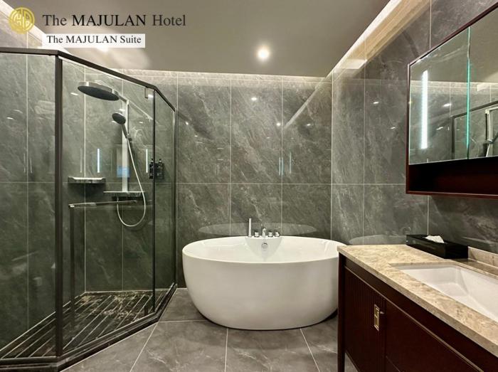 the majulan hotel