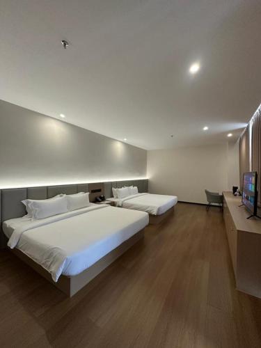the majulan hotel