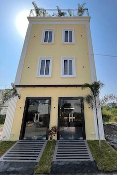 acuotel inn minakshi