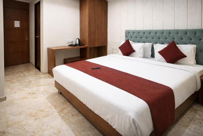 acuotel inn minakshi