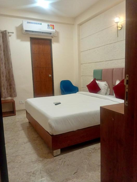 acuotel inn minakshi