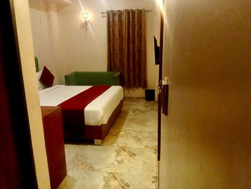 acuotel inn minakshi