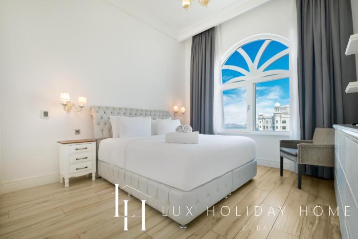 lux the shoreline sea view suite