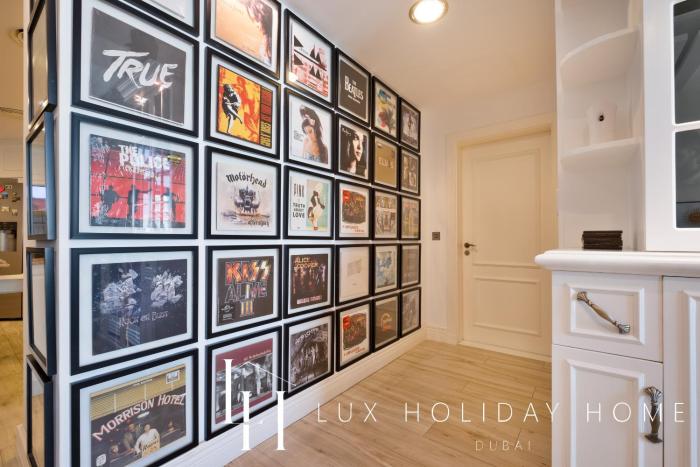 lux the shoreline sea view suite