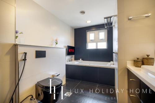 lux the shoreline sea view suite