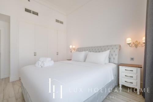 lux the shoreline sea view suite