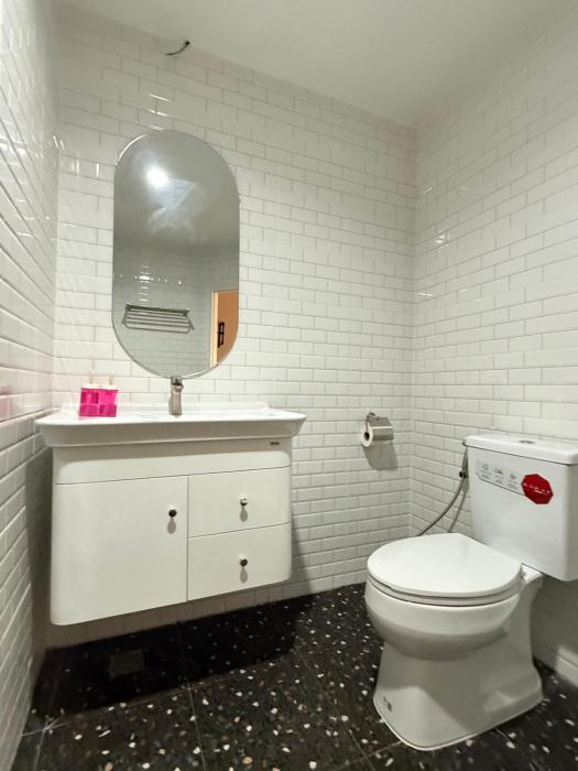 luck hotel huai khwang mrt ratchada