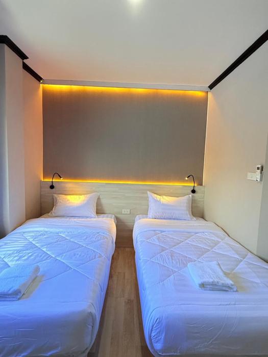 luck hotel huai khwang mrt ratchada