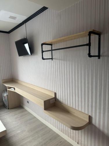 luck hotel huai khwang mrt ratchada