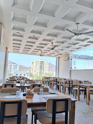 hotel yaduraj by salasar hospitality