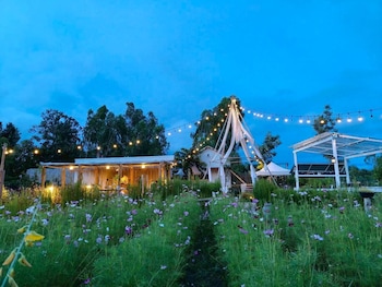 nai suan phan resort