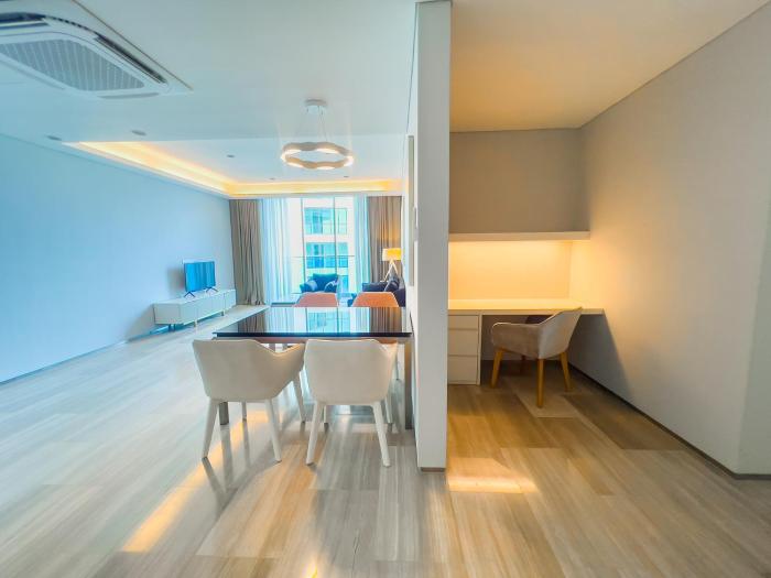 uh flat hotels and resorts