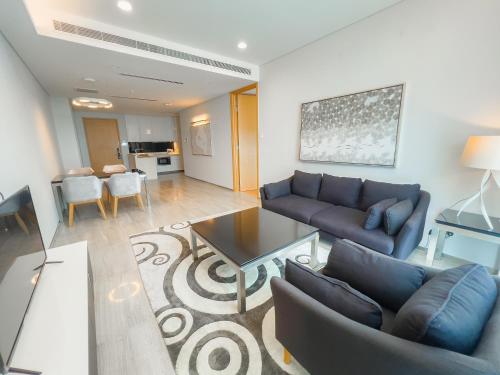 uh flat hotels and resorts