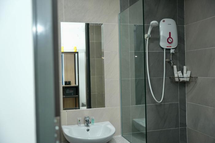 arena suites kuala lumpur
