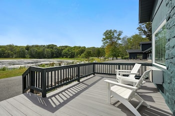 lakelyn lodge