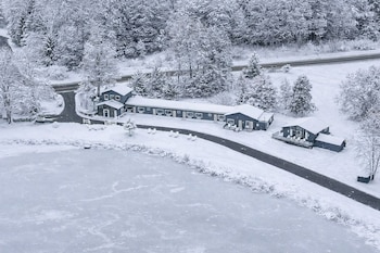 lakelyn lodge