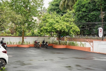 sreenivas lodge by copperfolia