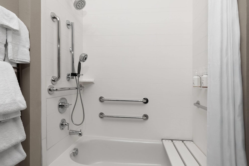 la quinta inn and suites by wyndham athens