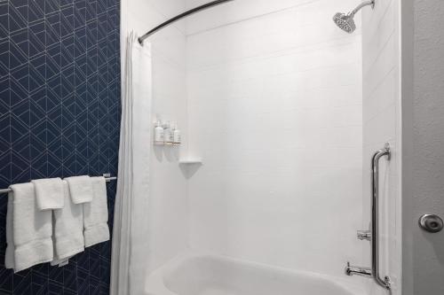 la quinta inn and suites by wyndham athens