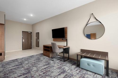 la quinta inn and suites by wyndham athens