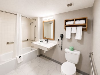 super 8 by wyndham nacogdoches near university