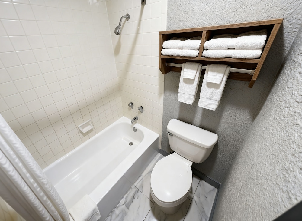 super 8 by wyndham nacogdoches near university
