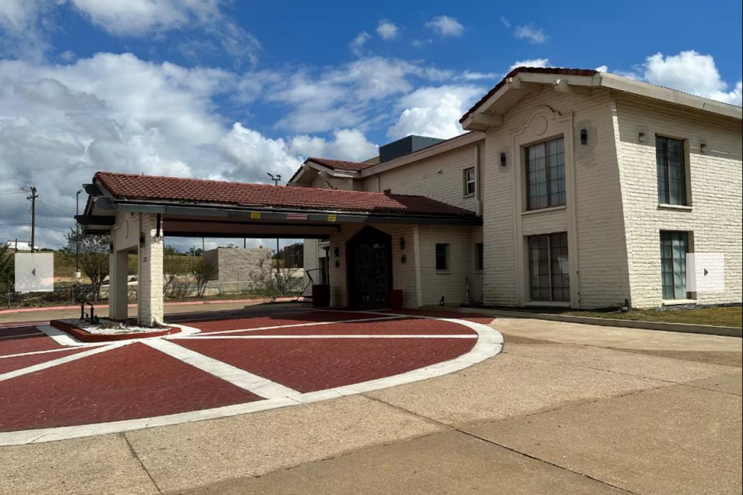 super 8 by wyndham nacogdoches near university