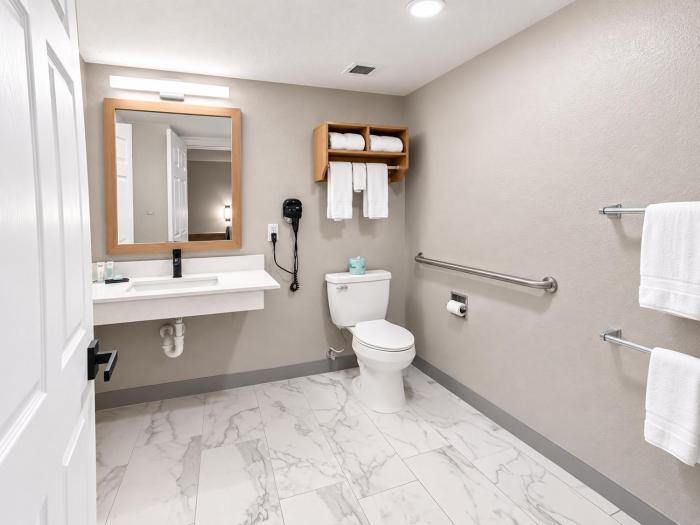 super 8 by wyndham nacogdoches near university