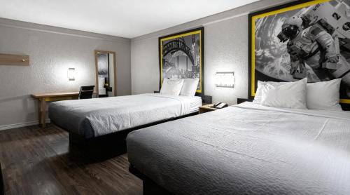 super 8 by wyndham nacogdoches near university