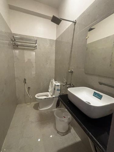 golden vista resort 10 minute from mayapur temple