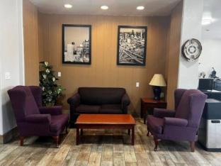 hotel piney woods