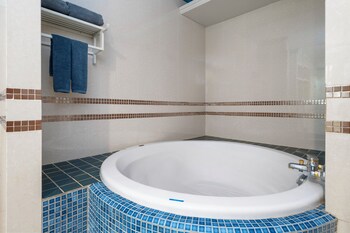 nature beach resort krabi