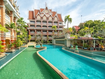 nature beach resort krabi