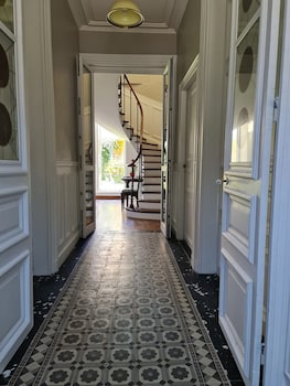 La Maison V.H., Appartements D'hotes,24 Bd Victor Hugo,5 star